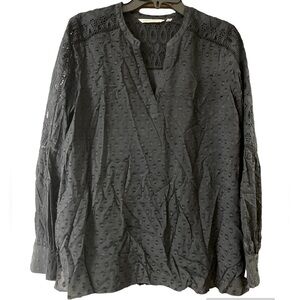 Soft Surroundings Eyelet V-Neck Button Long Sleeve Blouse Size Small
